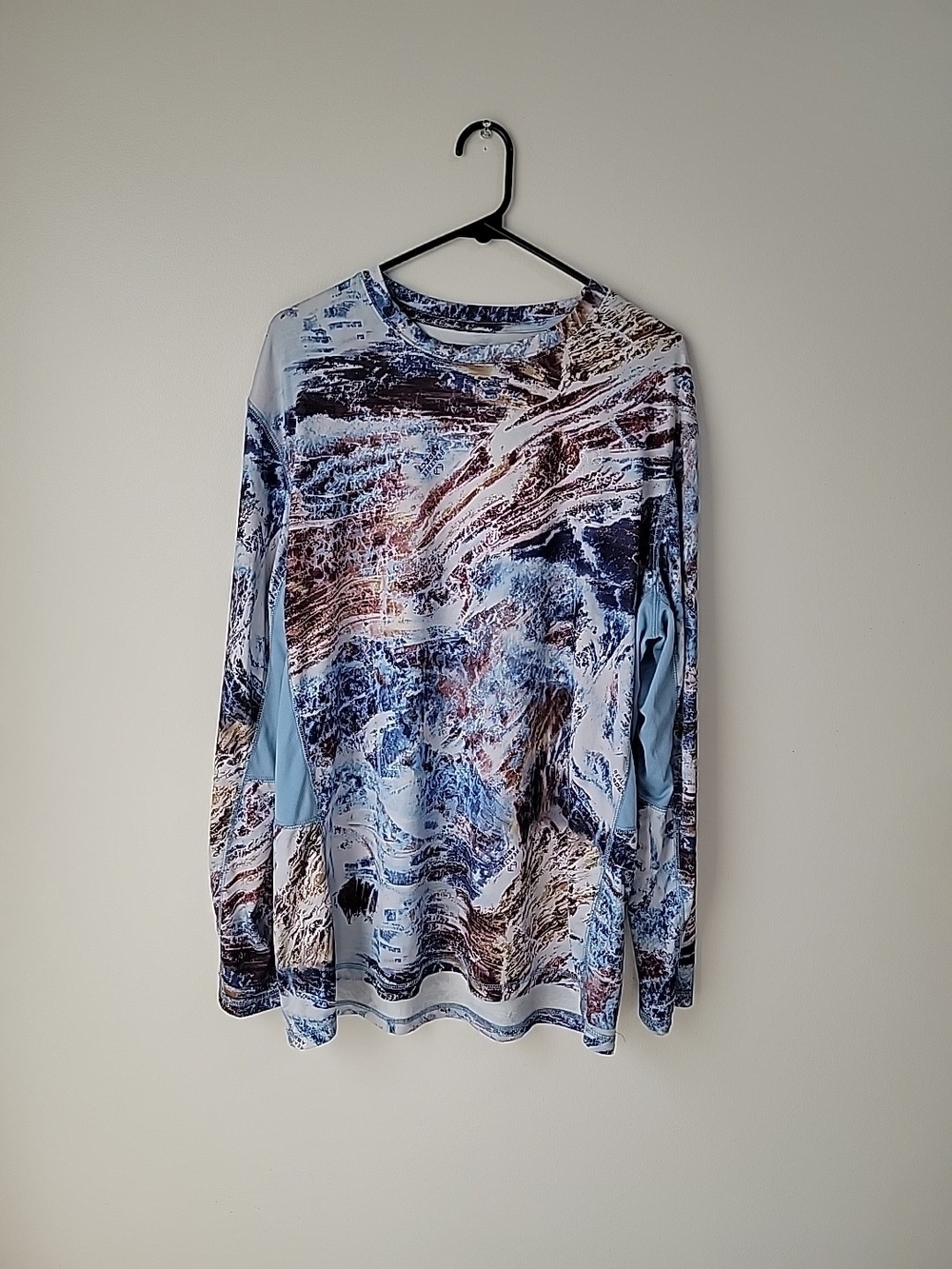Realtree Men's Long Sleeve Performance Shirt - Blue, Brown, White